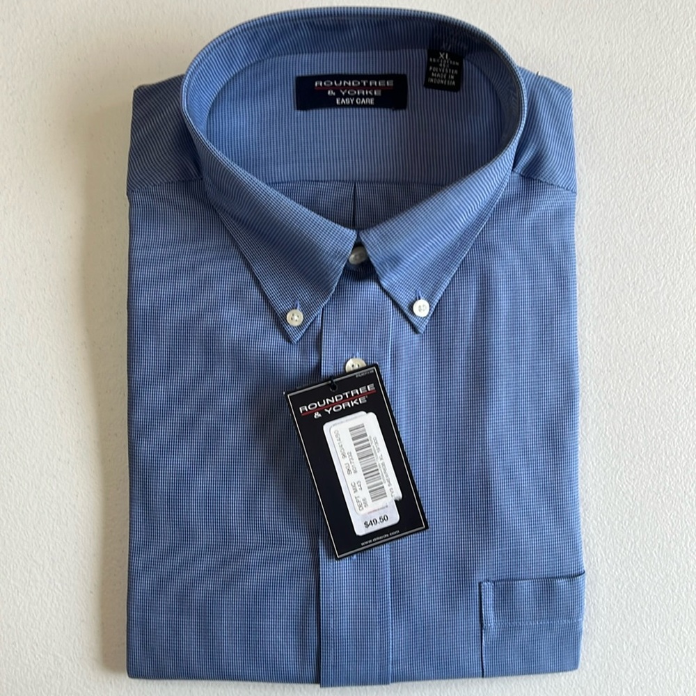 Roundtree & Yorke Shirt, Long Sleeve button down, Size XL, easy care NWT